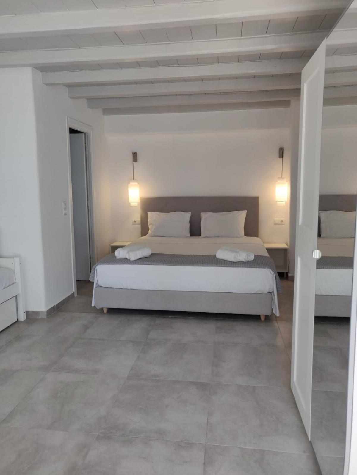 Eleven Keys Apartments Mykonos Town 外观 照片